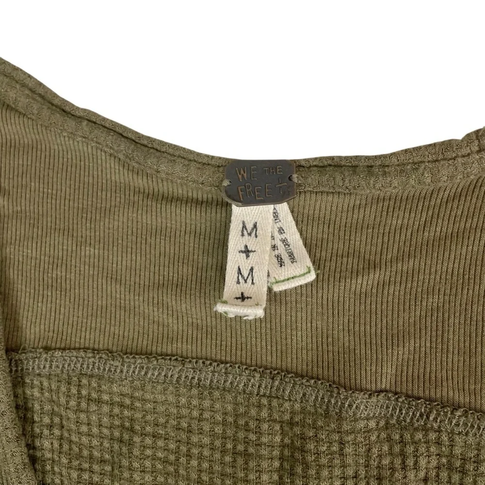 Free People Malibu Thermal‎ Waffle Knit Long Sleeve Olive Thumbholes Medium